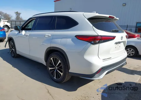 2021 Toyota Highlander Xse z USA, uszkodzony, nr VIN 5TDLZRAH1MS040165